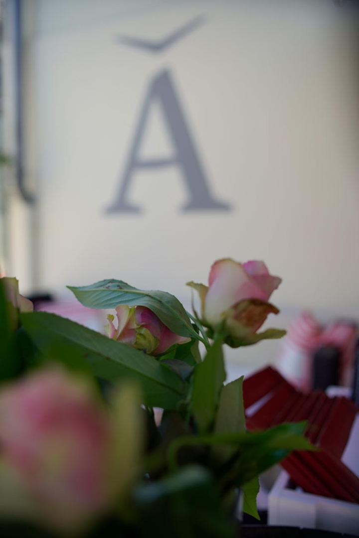 Hotel Adler Am Schloss Bonnigheim Εξωτερικό φωτογραφία